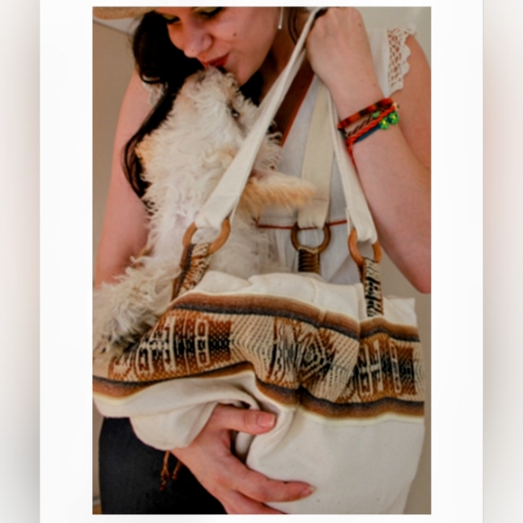 CLASH, shoulder tote. - Picture 3 of 4